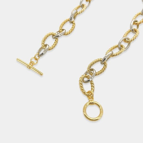 Twisted Oval Chain Necklace Gold