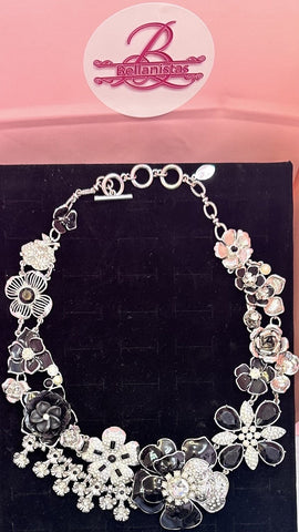 Flower necklace